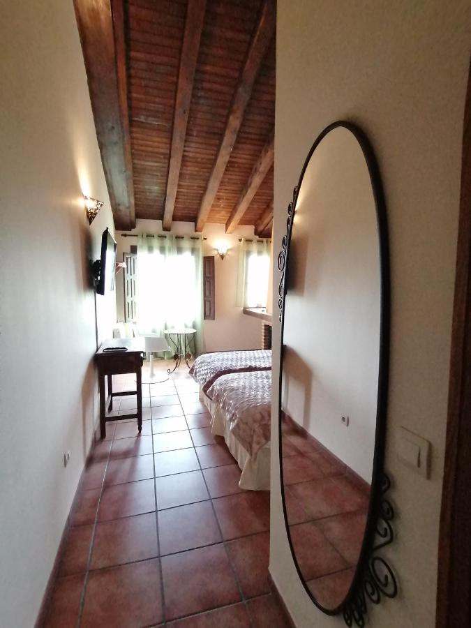 La Posada De Horcajuelo Horcajuelo de la Sierra Buitenkant foto
